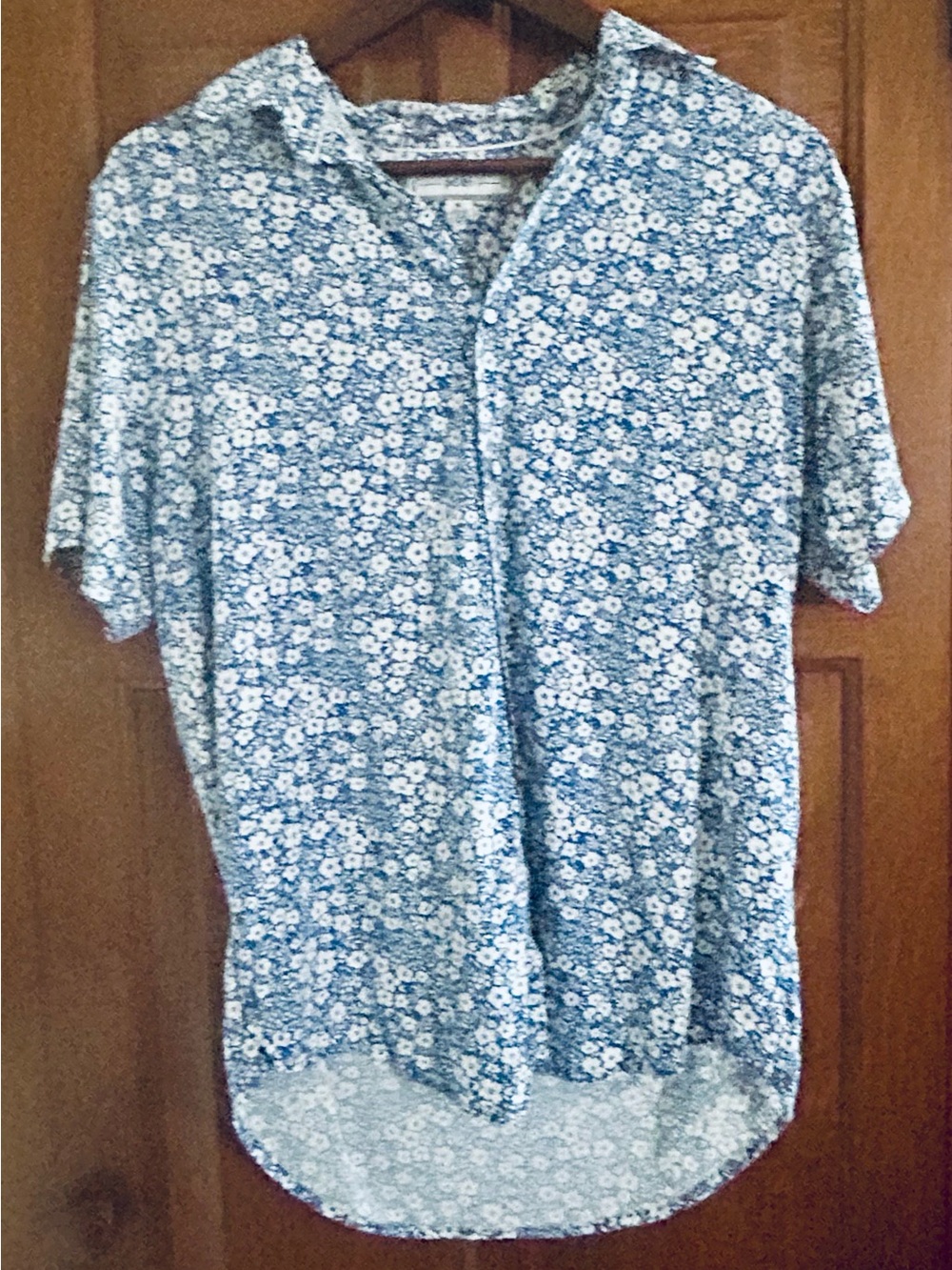 PD&C Blue and White Floral Short-Sleeve Button-Down Shirt